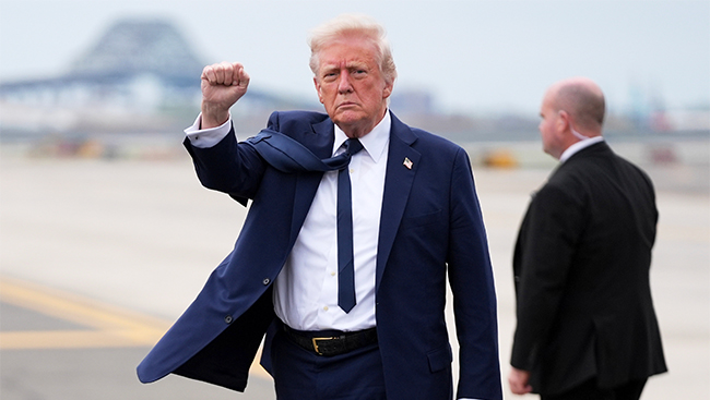 Trump says Canada should become U.S. state as president weighs in on Canadian vote